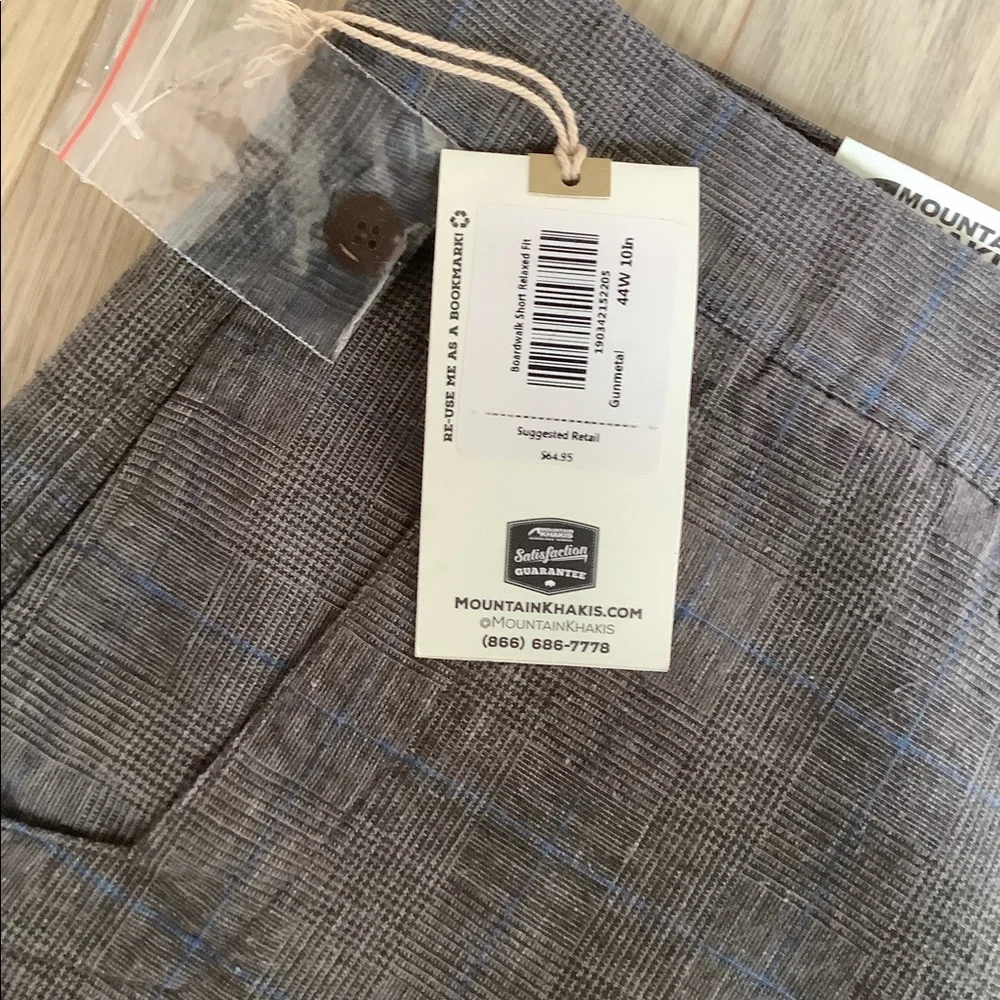 NWT Mountain  khakis gunmetal boardwalk shorts❤️❤️❤️